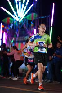 BIB: 15394, 42571
                            <button type="button" onclick="openModal(20389233)" class="btn btn-primary btn-sm float-right btn-popup" data-toggle="modal" data-target=".modal-high-quality">
                        <i class="fas fa-shopping-cart"></i> Add to Cart
                    </button>
                                            <button type="button" onclick="isThisMe(20389233, true)" class="btn btn-success btn-sm float-right btn-popup btn-isme hidden" data-toggle="tooltip" data-placement="bottom" title="นี่คือรูปของคุณใช่ไหม คลิกที่นี่เพื่อเอาเข้าอัลบั้ม">
                        <i class="fas fa-plus"></i> Add to album
                    </button>
                    <button type="button" onclick="isThisMe(20389233, false)" class="btn btn-warning btn-sm float-right btn-popup btn-isnotme hidden">
                        <i class="fas fa-ban"></i> Remove from album
                    </button>